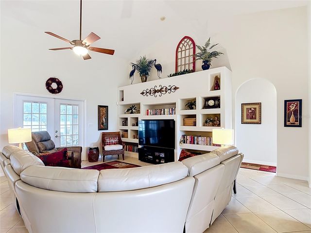 5243 HAMMOCK POINTE COURT, St Cloud, FL 34771