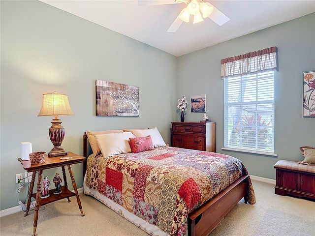 5243 HAMMOCK POINTE COURT, St Cloud, FL 34771