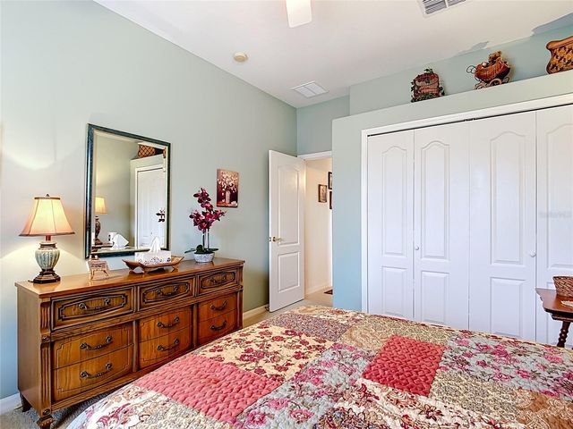 5243 HAMMOCK POINTE COURT, St Cloud, FL 34771