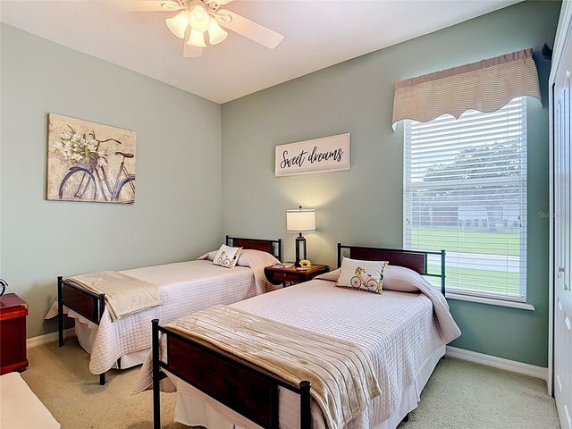 5243 HAMMOCK POINTE COURT, St Cloud, FL 34771