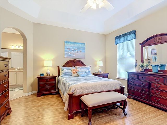 5243 HAMMOCK POINTE COURT, St Cloud, FL 34771