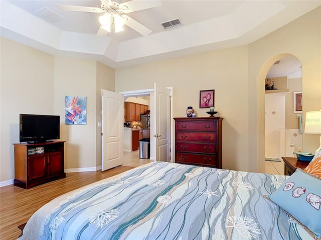 5243 HAMMOCK POINTE COURT, St Cloud, FL 34771