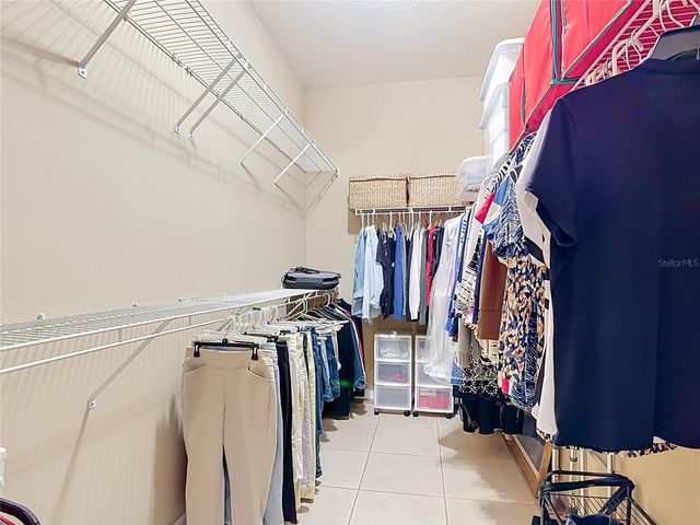5243 HAMMOCK POINTE COURT, St Cloud, FL 34771