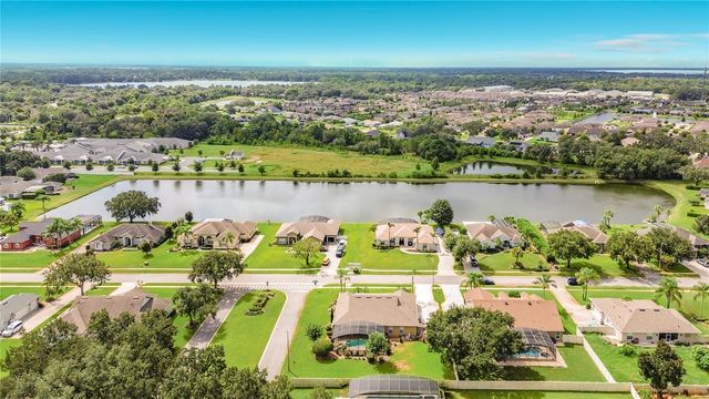 5243 HAMMOCK POINTE COURT, St Cloud, FL 34771