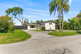 1215 NE 200th Street, Miami, FL 33179