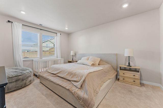 3265 Broken Top Way, Medford, OR 97504