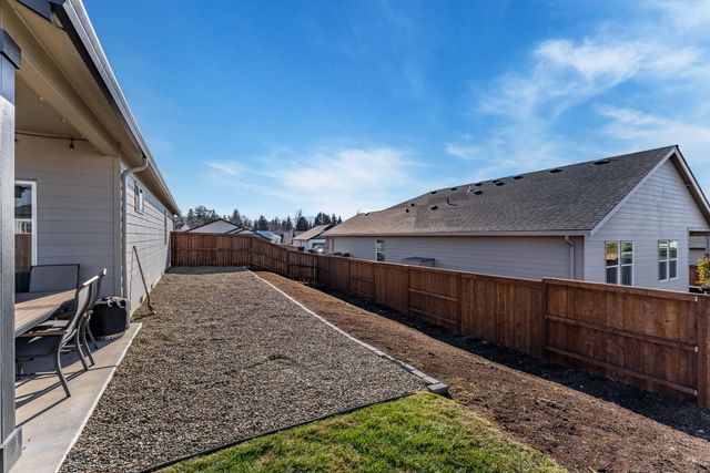 3265 Broken Top Way, Medford, OR 97504