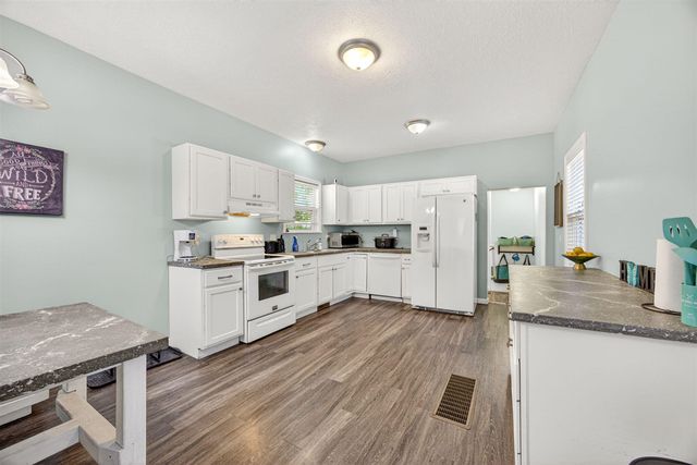 124 W Madison Street, Big Rapids, MI 49307