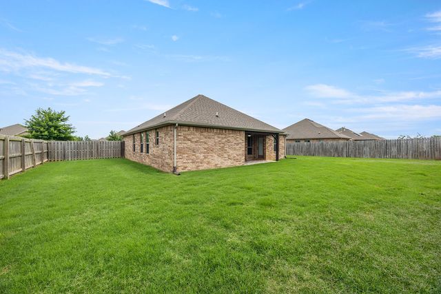130 Napoli Lane, Centerton, AR 72719