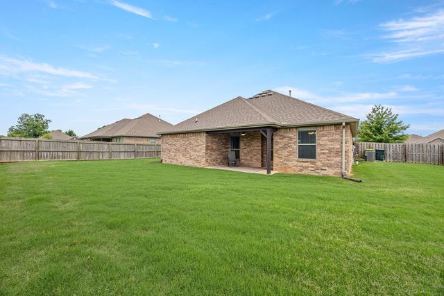 130 Napoli Lane, Centerton, AR 72719