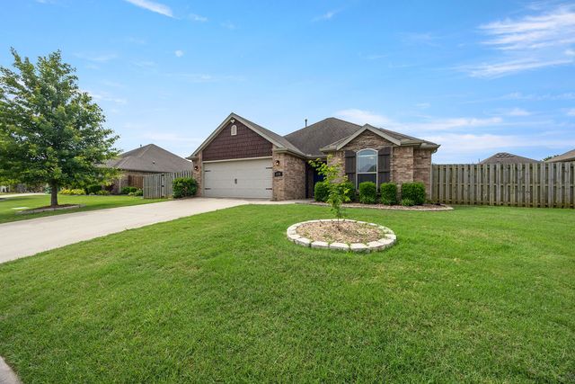 130 Napoli Lane, Centerton, AR 72719