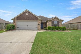 130 Napoli Lane, Centerton, AR 72719