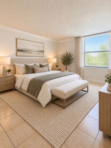 112 LAKE EMERALD Drive 203, Oakland Park, FL 33309