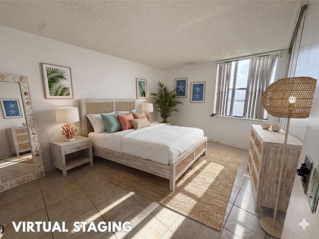 112 LAKE EMERALD Drive 203, Oakland Park, FL 33309