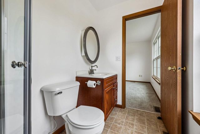 250 Meadow DRIVE, Genoa City, WI 53128
