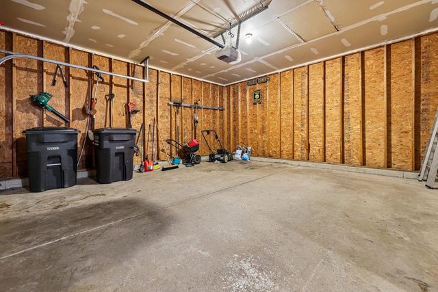 250 Meadow DRIVE, Genoa City, WI 53128