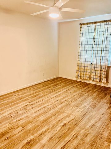 601 Bentwood Drive, Lewisville, TX 75067