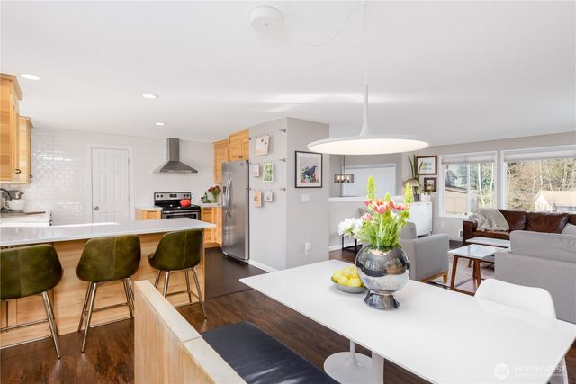 3633 Crabapple Place, Port Angeles, WA 98362