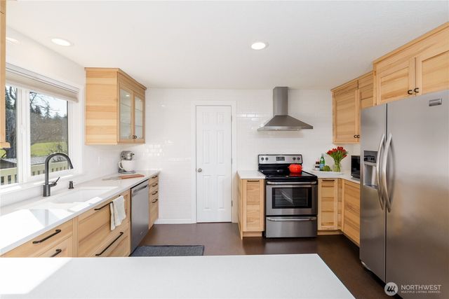 3633 Crabapple Place, Port Angeles, WA 98362