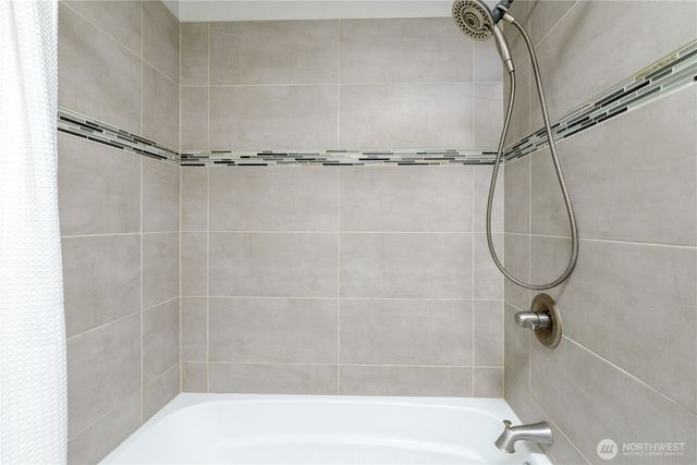 3633 Crabapple Place, Port Angeles, WA 98362