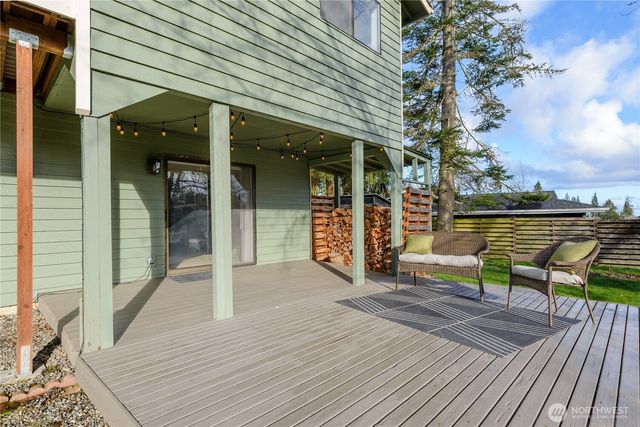 3633 Crabapple Place, Port Angeles, WA 98362
