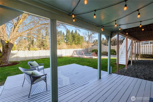 3633 Crabapple Place, Port Angeles, WA 98362