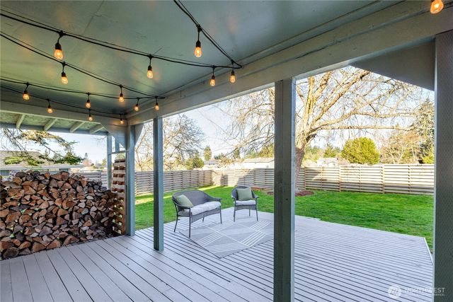 3633 Crabapple Place, Port Angeles, WA 98362