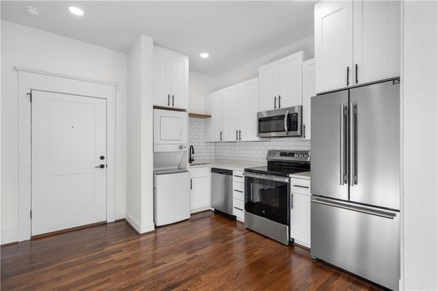 360 Ponce De Leon NE Avenue 10, Atlanta, GA 30308