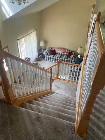8218 Lori Lane, Woodbury, MN 55125