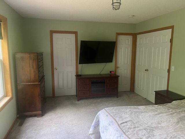 8218 Lori Lane, Woodbury, MN 55125