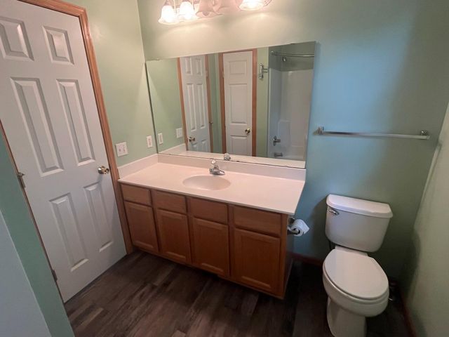 8218 Lori Lane, Woodbury, MN 55125