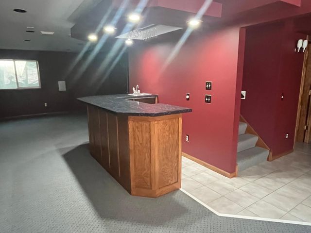8218 Lori Lane, Woodbury, MN 55125