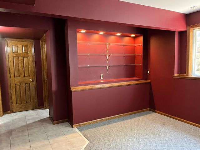 8218 Lori Lane, Woodbury, MN 55125