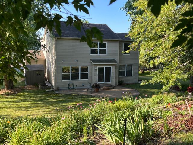 8218 Lori Lane, Woodbury, MN 55125