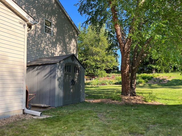8218 Lori Lane, Woodbury, MN 55125