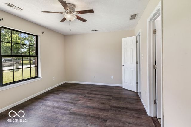 11904 Hartland Drive, Indianapolis, IN 46229