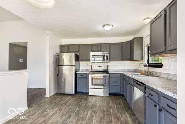 11904 Hartland Drive, Indianapolis, IN 46229