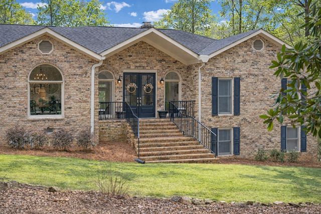9610 County Line Road, Midland, GA 31820