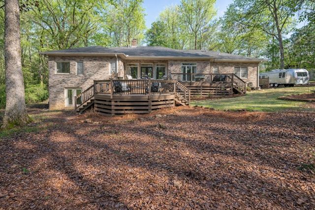 9610 County Line Road, Midland, GA 31820