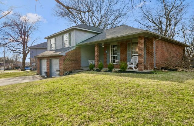 1717 Ridgemere Ct, Hermitage, TN 37076