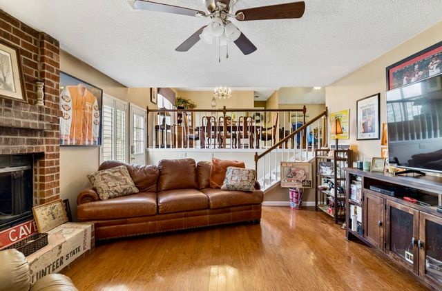 1717 Ridgemere Ct, Hermitage, TN 37076