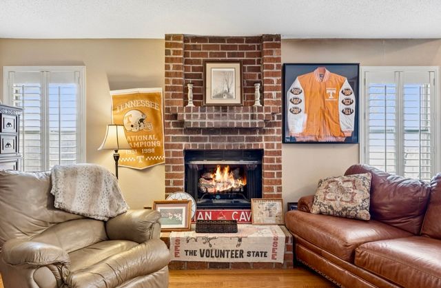 1717 Ridgemere Ct, Hermitage, TN 37076