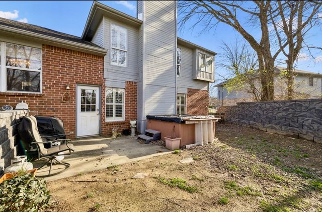 1717 Ridgemere Ct, Hermitage, TN 37076