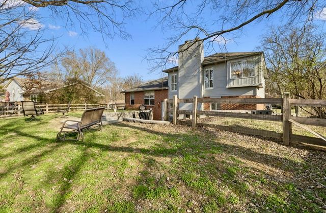 1717 Ridgemere Ct, Hermitage, TN 37076