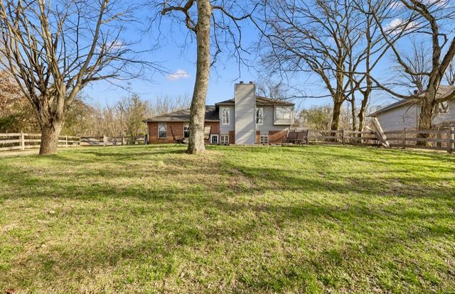 1717 Ridgemere Ct, Hermitage, TN 37076