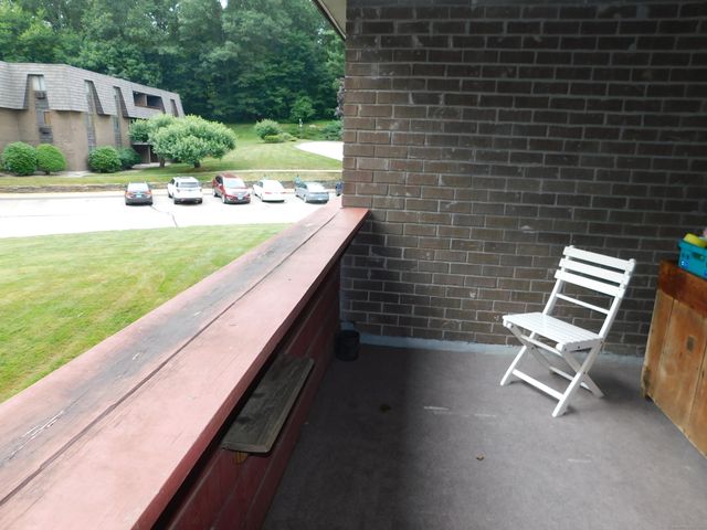 85 Oxbow Drive APT C3, Glastonbury, CT 06033