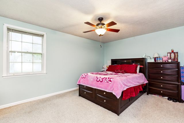 119 Vincent Ln, La Vergne, TN 37086
