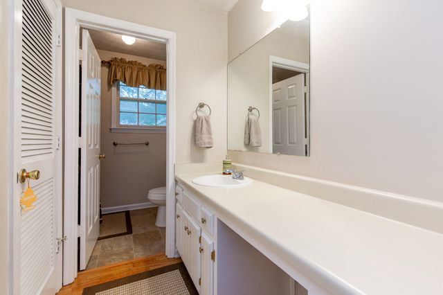 119 Vincent Ln, La Vergne, TN 37086
