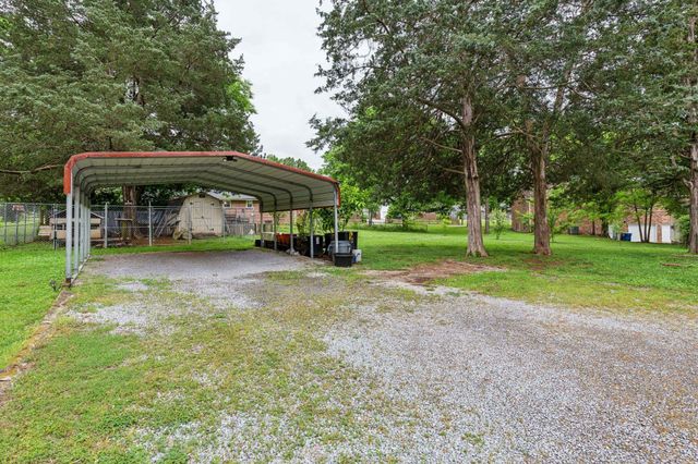 119 Vincent Ln, La Vergne, TN 37086