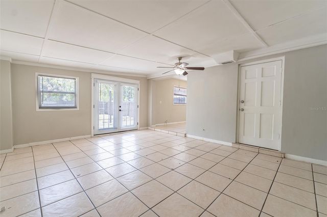 6001 CRESTRIDGE ROAD, Tampa, FL 33634